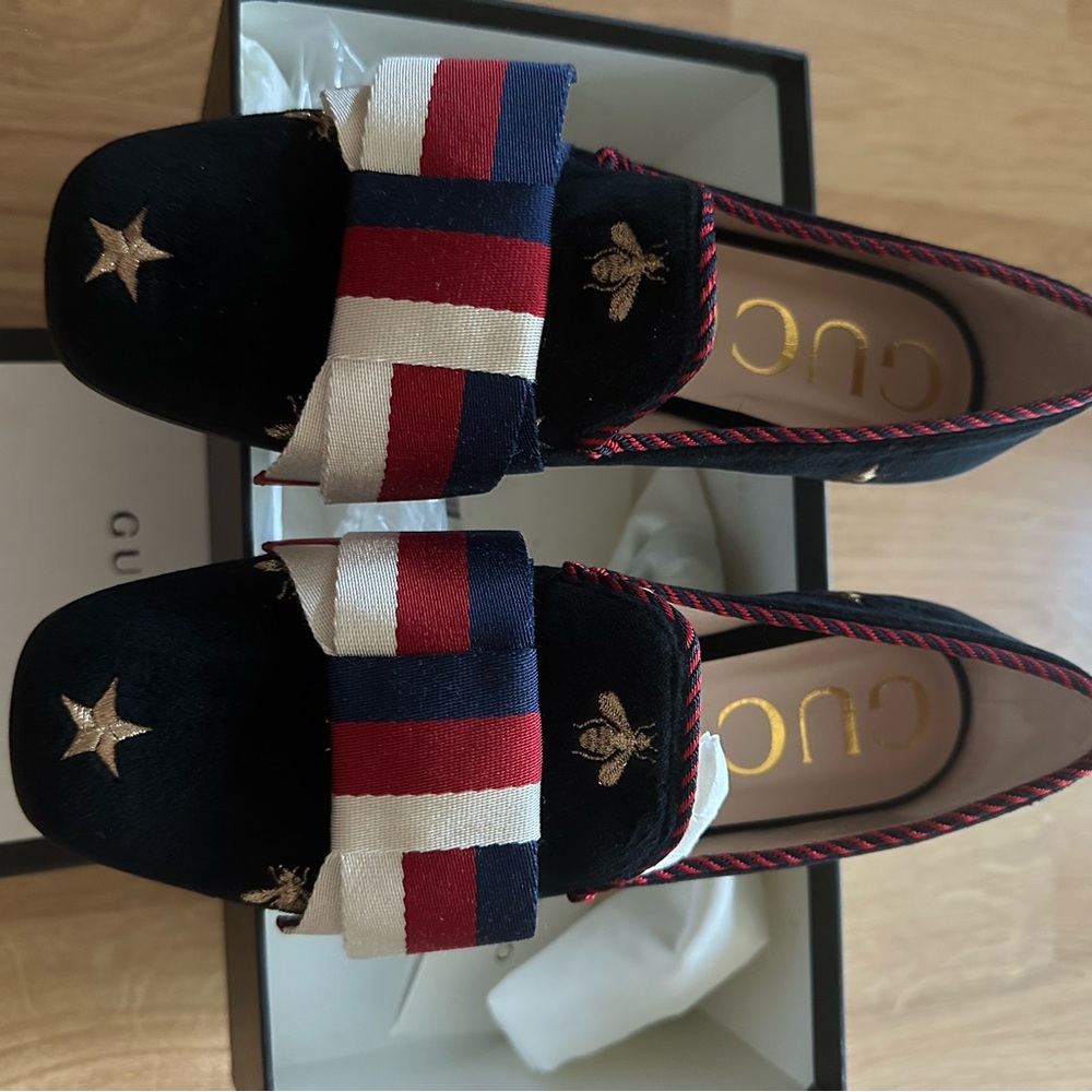 Gucci Flats shoes